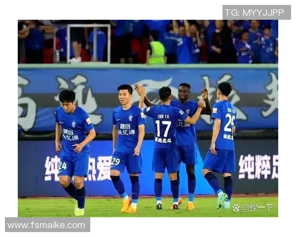 中国足球新星加盟巴塞罗那，首战大放异彩！